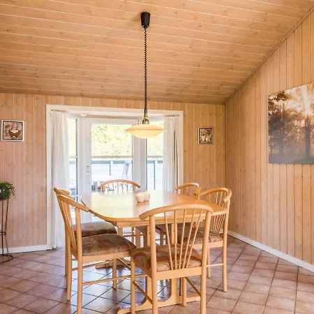 Henne Xxx Holiday home *